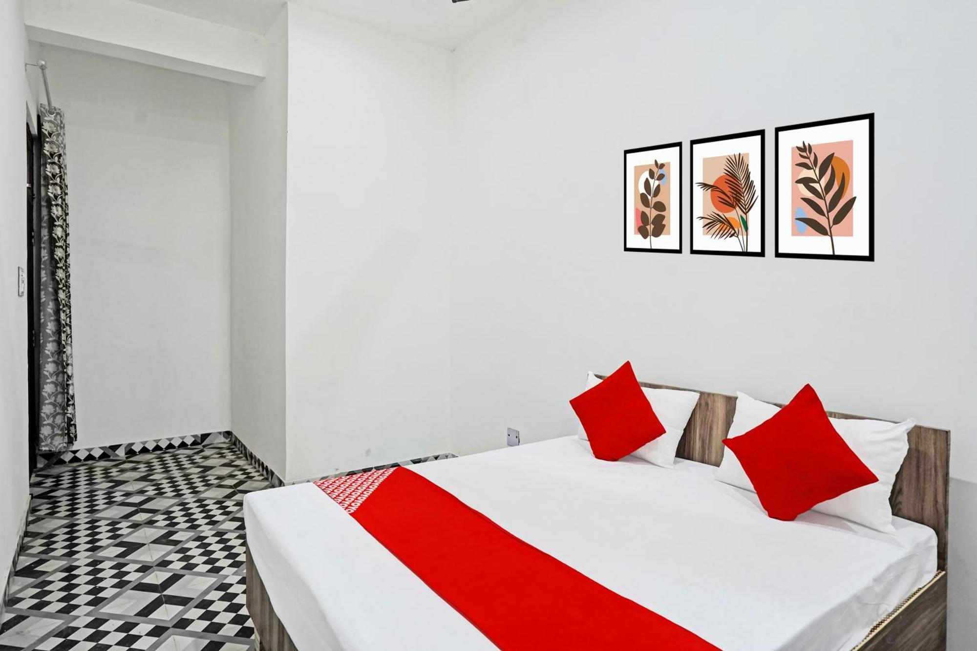 Hotel O Sparrow House Residency Bulandshahr Buitenkant foto