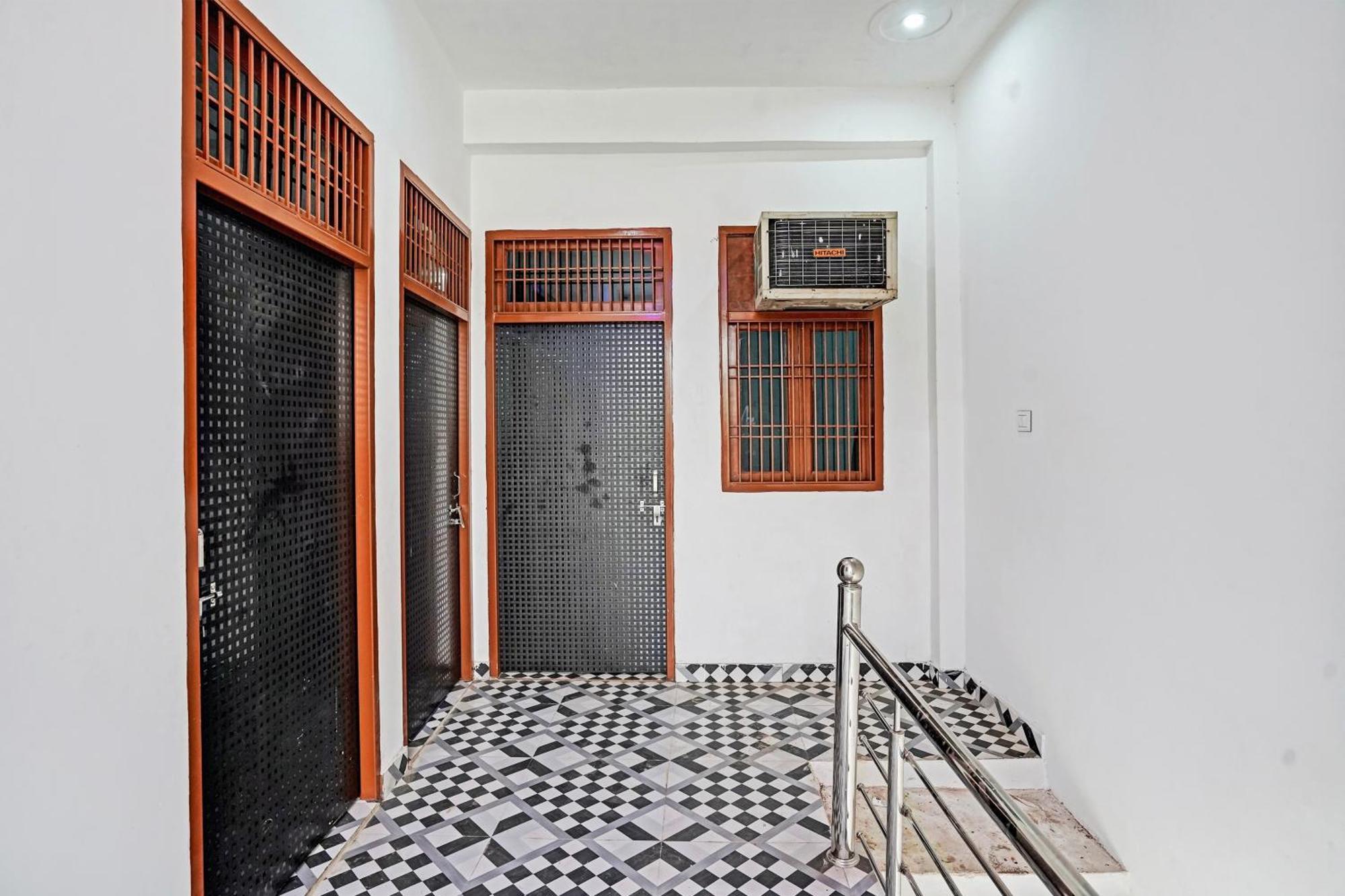 Hotel O Sparrow House Residency Bulandshahr Buitenkant foto